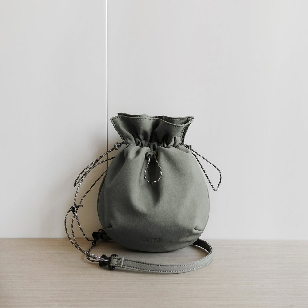 MARSU // petite sling pouch